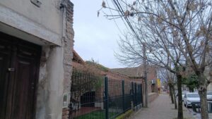 Delincuentes ingresaron a una vivienda y le robaron a una mujer mayor