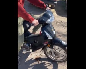 Un amigo le usó la moto sin autorización y se la robaron: la víctima sostiene que “aún el rodado circula por Baradero”