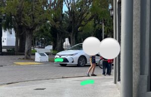 Violencia brutal contra un jubilado que fue atacado a piedrazos por menores de edad